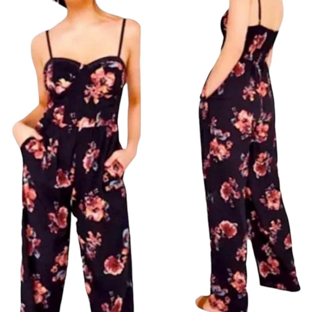 BAND OF GYPSIES Bustier Top Wide Leg Floral Jumpsuit Romper Sz S Black Red